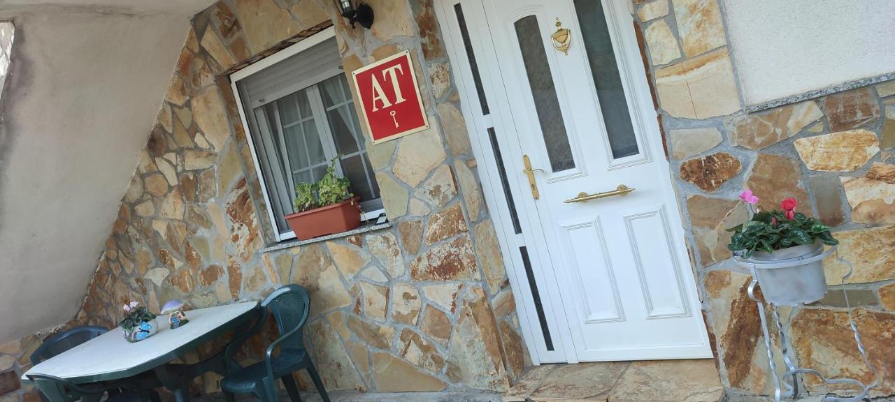 Apartamentos Casa Alvarina - Luarca Cortina Esterno foto