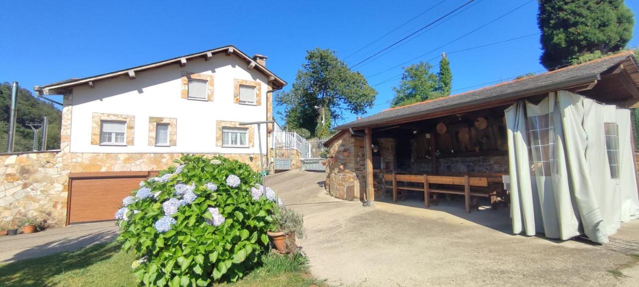 Apartamentos Casa Alvarina - Luarca Cortina Esterno foto